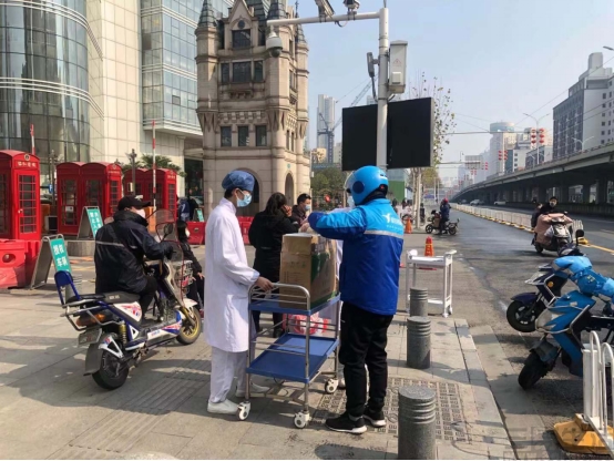 【新闻稿】联合国“粮食英雄”入围名单出炉，饿了么蓝骑士首度入选_4868221.jpg