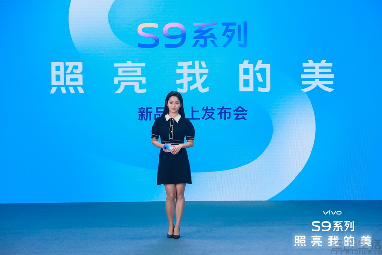 发布会照片5.JPG