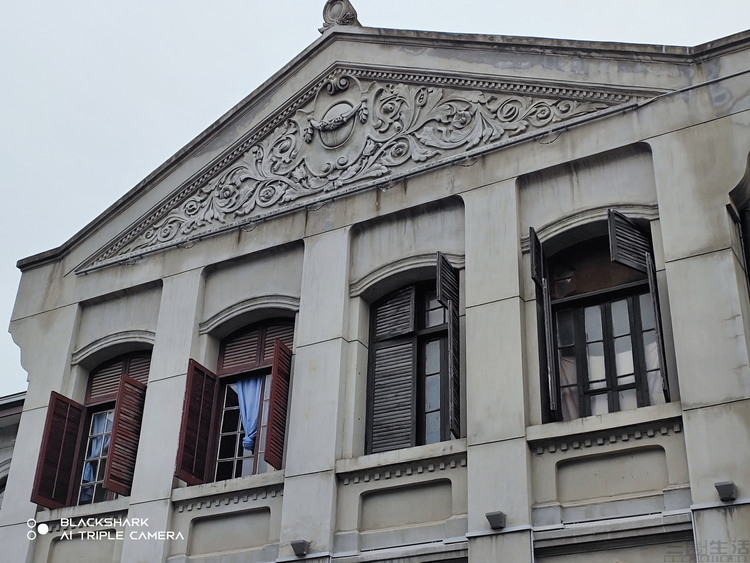 image110.jpg