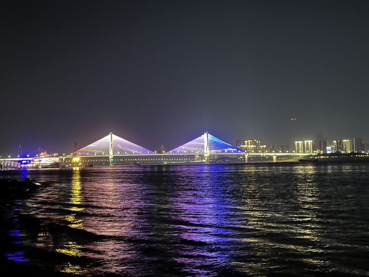 143.JPG