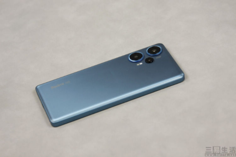 Redmi Note 12 Turbo首发评测：旗舰体验、中端革命