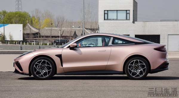 15583848423202.jpg 02.jpg