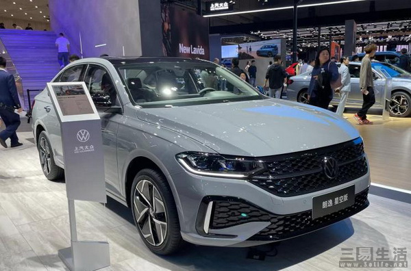 13520948640201.jpg 01.jpg