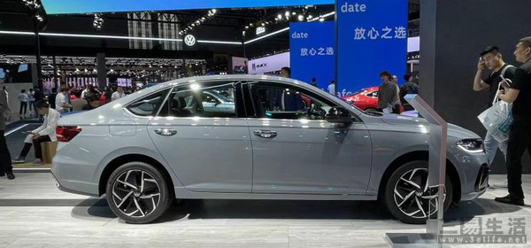 13521131579902.jpg 02.jpg