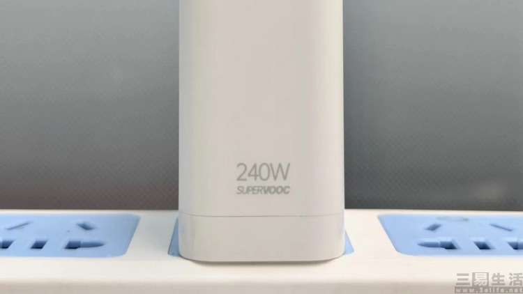 240w.jpg