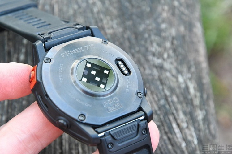 DSC_7011_thumb.jpg