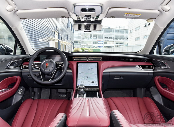 2025款红旗H5正式上市 10款车型售15.98万元起