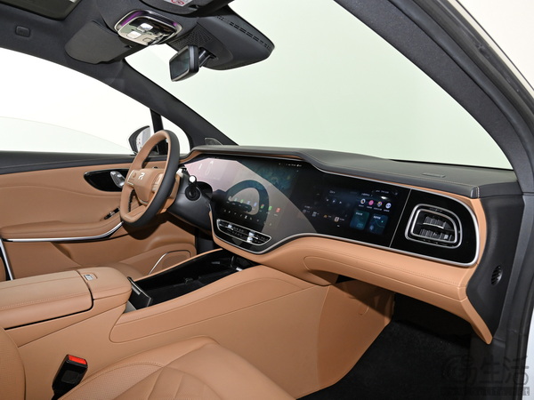 飞凡今日开启RISING OS 1.4.2 OTA版本正式推送 飞凡今日开启RISING OS 1.4.2 OTA版本正式推送