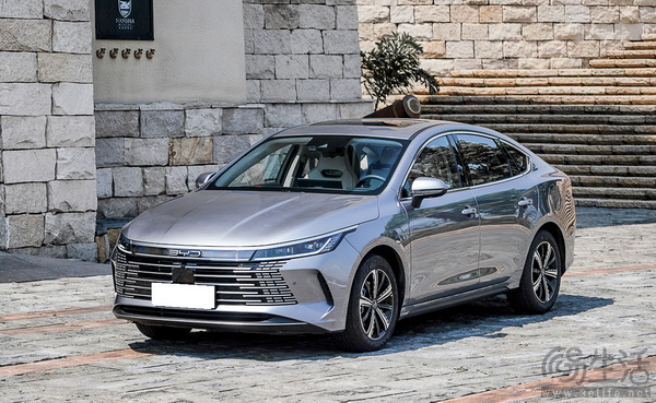 比亚迪秦PLUS和驱逐舰05或推出7.98万元新车型