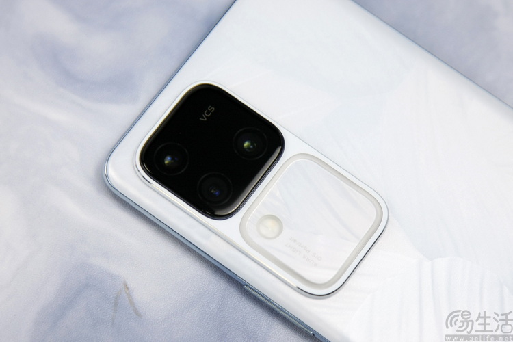 vivo S18 Pro评测：更美的轻薄旗舰，背后有技术