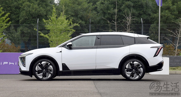 高合HiPhi Y昨日迎来OTA升级 智驾和座舱均升级 高合HiPhi Y昨日迎来OTA升级 智驾和座舱均升级