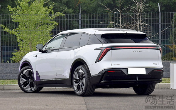 高合HiPhi Y昨日迎来OTA升级 智驾和座舱均升级 高合HiPhi Y昨日迎来OTA升级 智驾和座舱均升级