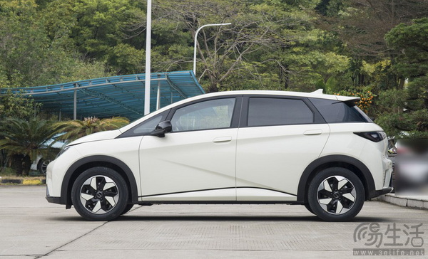 升级后悬架 比亚迪海豚荣耀版将于2月23日上市