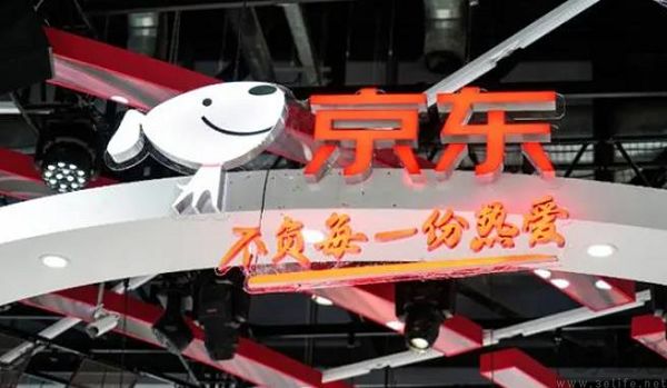 京东推出“免费上门退换”，这是要用品质服务赢回用户？