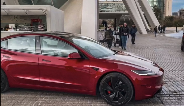 新款特斯拉Model 3 Performance无伪谍照曝光 新款特斯拉Model 3 Performance无伪谍照曝光