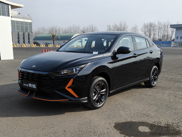 2024款东风风神奕炫上市 售价区间7.79-8.79万元