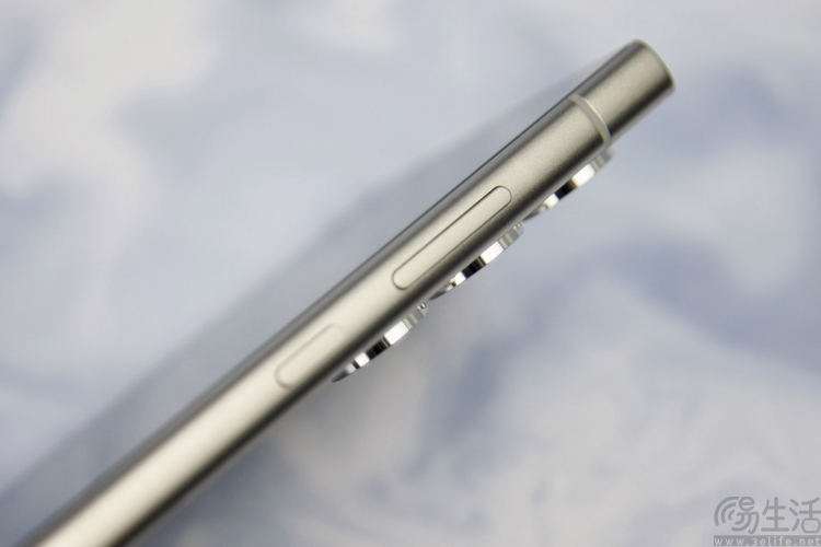 Galaxy S24 Ultra深度评测：风格独特的AI机皇