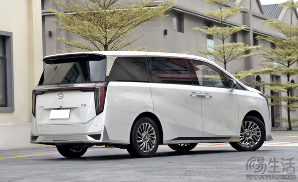 至高达2万元 广汽传祺针对传祺M8推出置换补贴 至高达2万元 广汽传祺针对传祺M8推出置换补贴