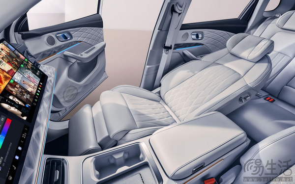 哪吒旗下多款车型推出尊享版，包括哪吒S/X/L