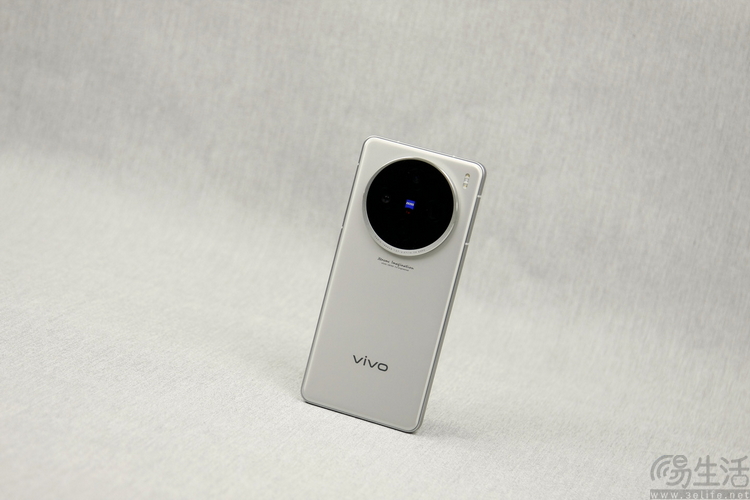 vivo X100s评测：首发天玑9300+，性能、影像越级