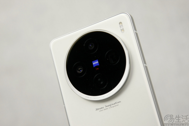 vivo X100s评测：首发天玑9300+，性能、影像越级