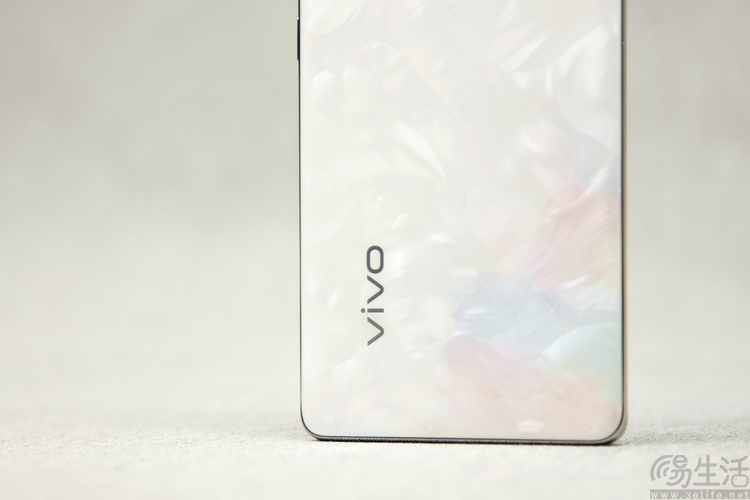 vivo Y200/Y200GT双机评测：价格足够低、可玩性越级