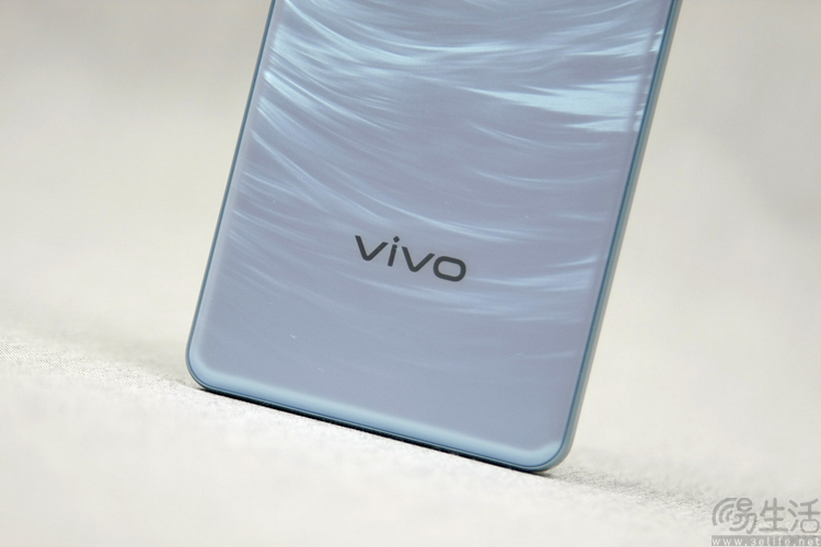 vivo Y200/Y200GT双机评测：价格足够低、可玩性越级