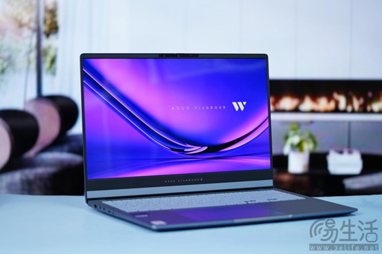 AI创作效率直线提升，华硕无畏Pro15 2024搭载酷睿Ultra7处理器