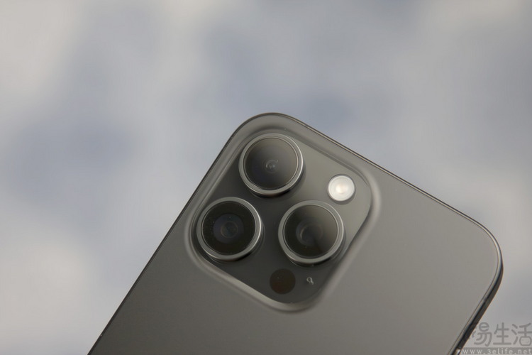 iPhone 16 Pro Max曝光，或采用BRS窄边框技术