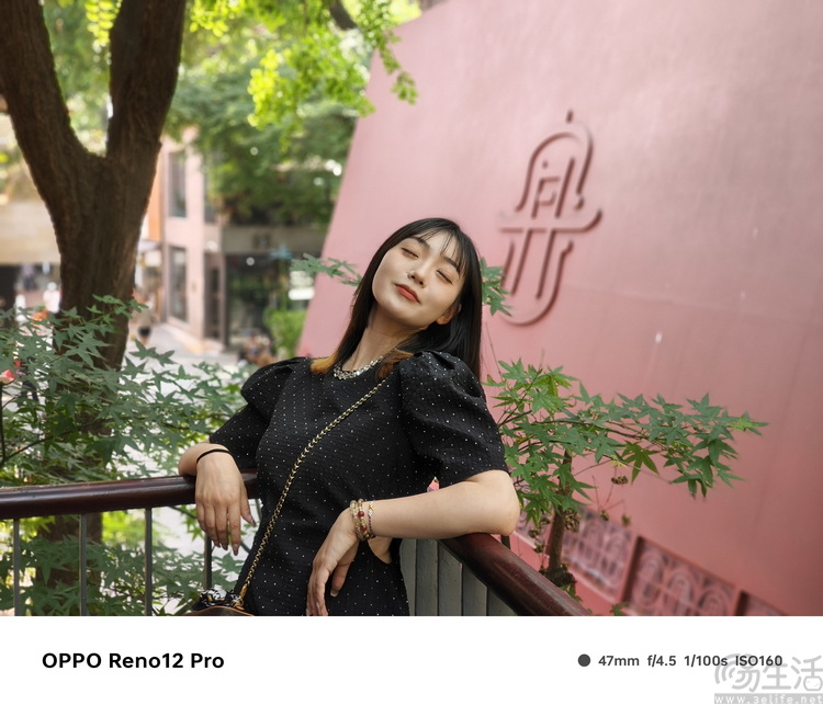 OPPO Reno 12 Pro评测：以AI驱动、造时尚爆款