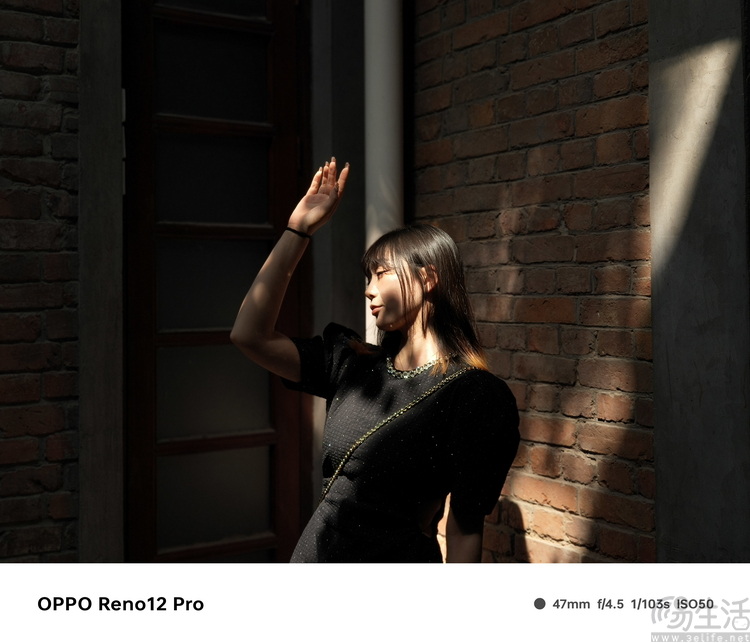 OPPO Reno 12 Pro评测：以AI驱动、造时尚爆款