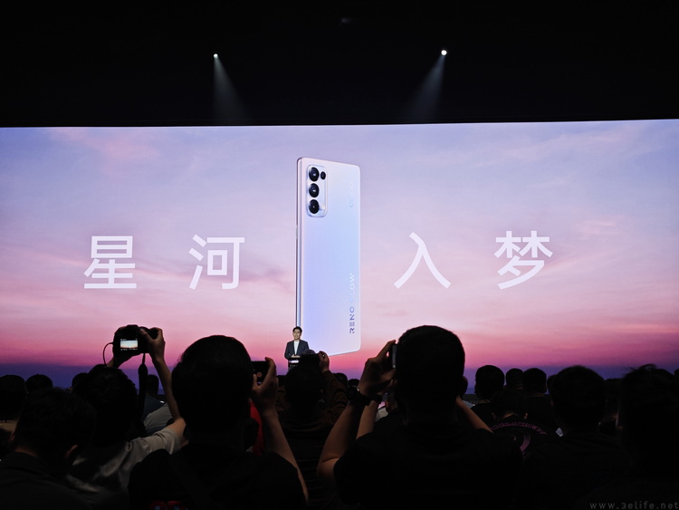立志“潮玩”的OPPO Reno12，实际可能很硬核