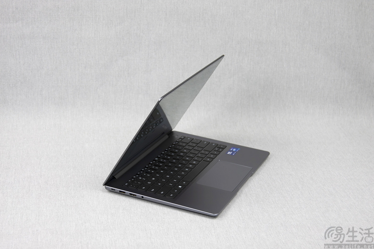 华为MateBook 14评测：酷睿Ultra驱动，别样AI体验