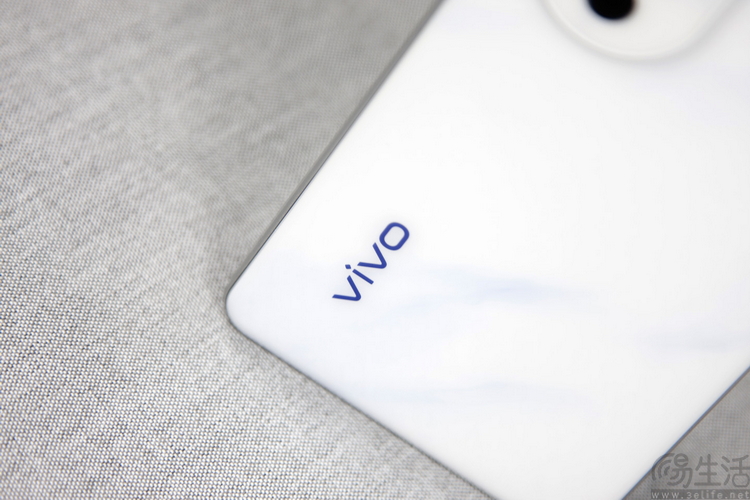 vivo S19系列双机评测：超薄、性能与人像摄影，一次都能满足