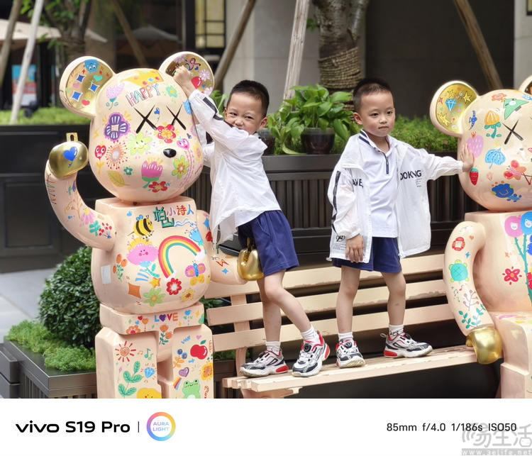 vivo S19系列双机评测：超薄、性能与人像摄影，一次都能满足