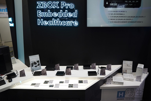 2024台北电脑展DAY 1：索泰ZOTAC GAMING ZONE游戏掌机闪亮登场