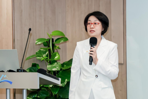 HTC VIVE 亮相上交会，展现沉浸式 VR 虚拟体验生态活力