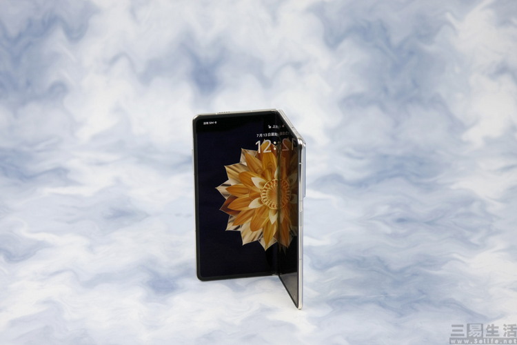 荣耀Magic V3系列通过3C认证，将支持66W快充