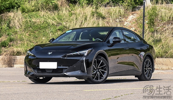 极狐阿尔法S5新增560 PRO版 将于8月1日上市