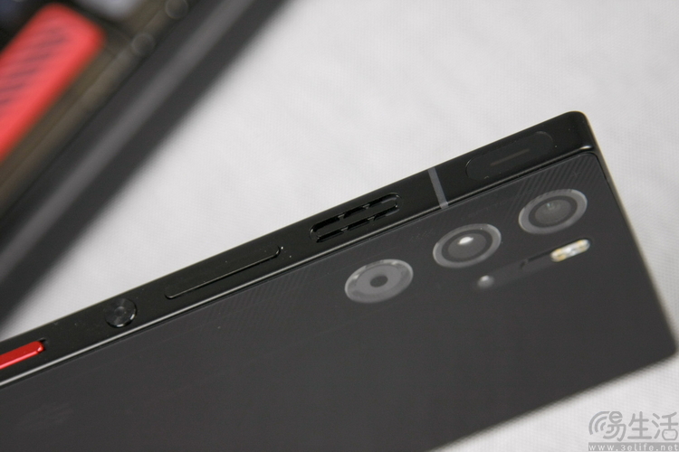 红魔9S Pro+首发评测：最美全面屏、最强性能旗舰
