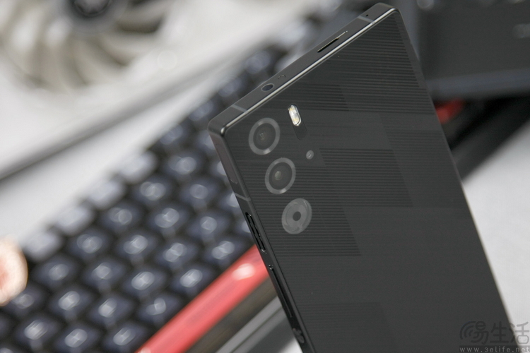 红魔9S Pro+首发评测：最美全面屏、最强性能旗舰