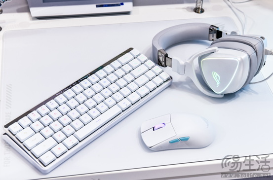 BW 2024火热开启，ROG外设装备惊喜亮相，超能实力大放异彩