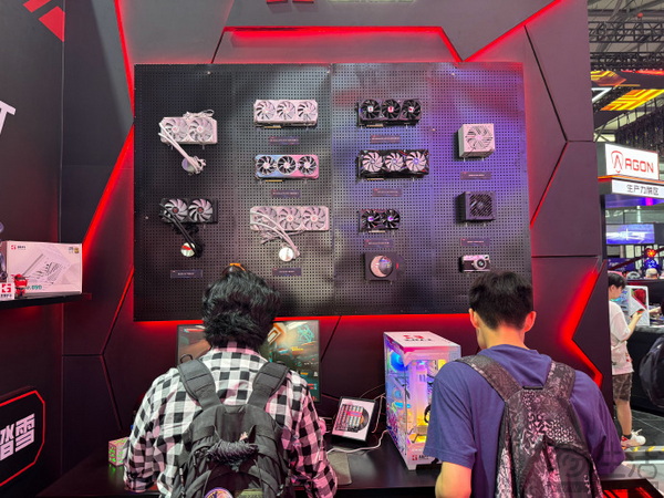 ​ChinaJoy 2024耕升活动首日回顾：精彩纷呈，热情高涨！