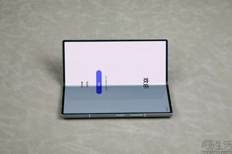 三星Galaxy Z Fold6评测：细节变化大，AI更突出