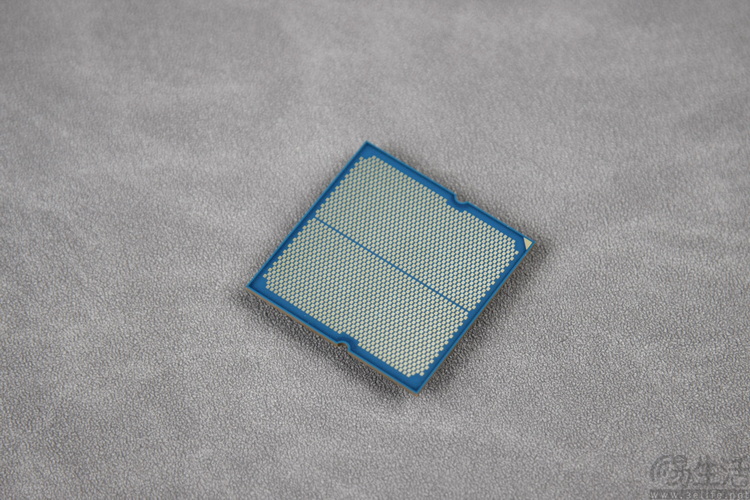AMD锐龙7 9700X首发评测：加量降价、这次是真能赢