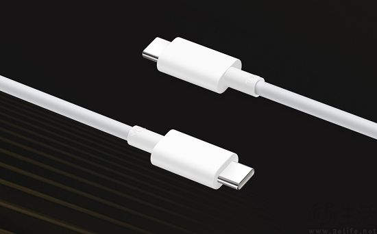 快充功率将达320W，创新与安全挑战再成焦点