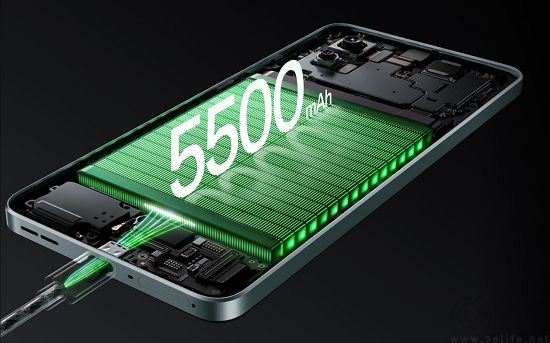 快充功率将达320W，创新与安全挑战再成焦点