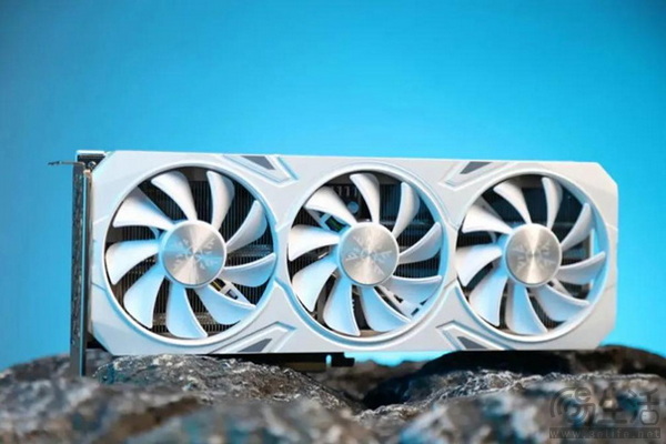 《蒸汽世界大劫掠2》八年续作！耕升 GeForce RTX 4060 Ti 踏雪助力全新玩法