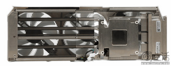 耕升 GeForce RTX 4070 SUPER 踏雪OC 定制版来袭