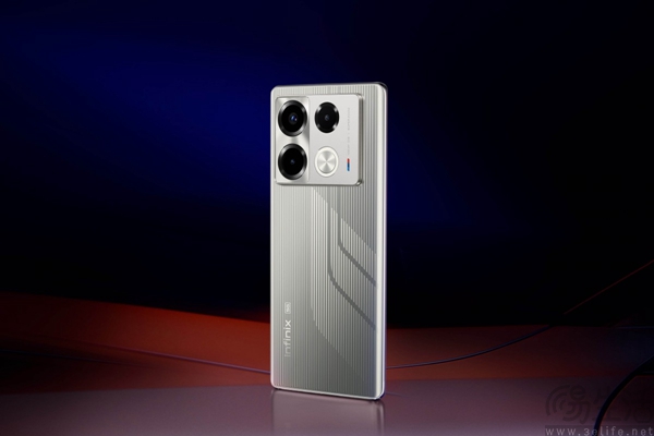 Infinix Note 40系列赛车版海外发布，外观吸睛